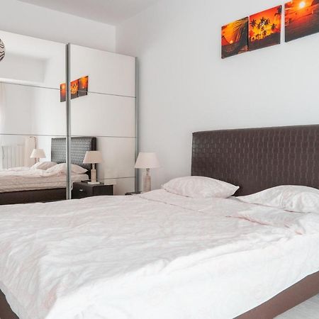 Bright Apartments Mamaia Nord Esterno foto