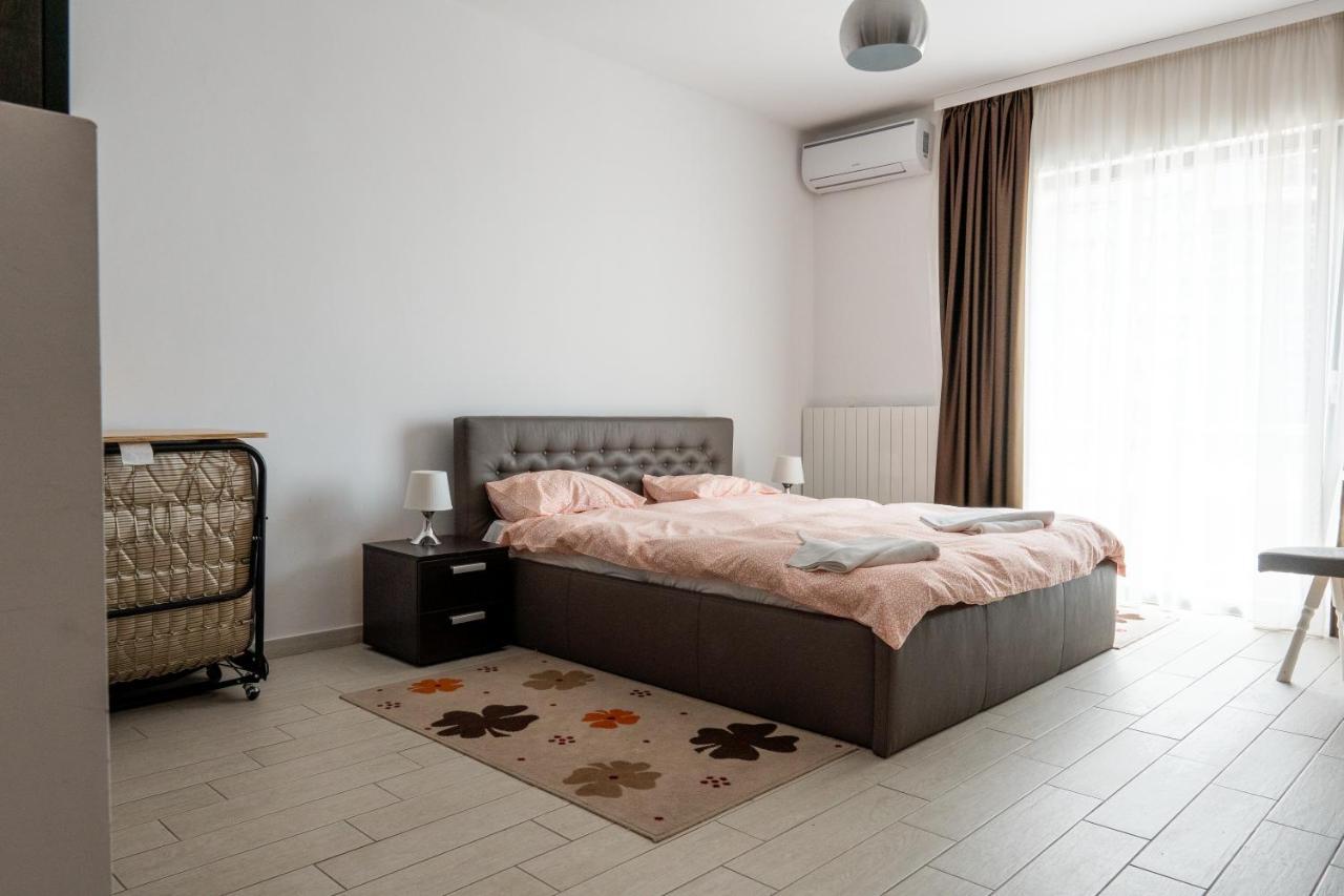 Bright Apartments Mamaia Nord Esterno foto